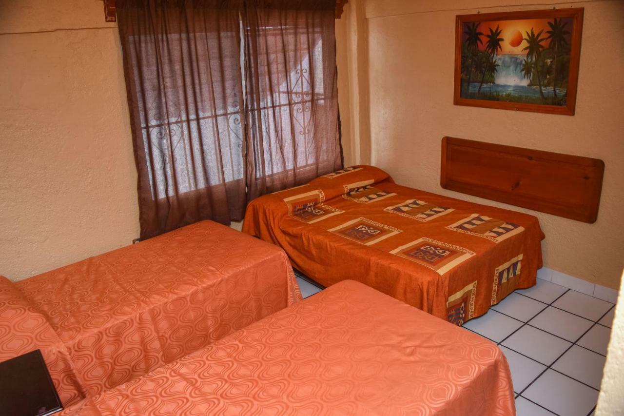 Hotel Gaby Inn Zihuatanejo Zewnętrze zdjęcie
